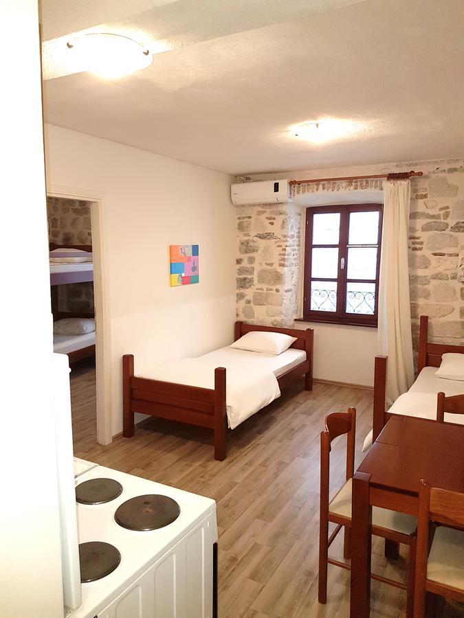 Apartments Historic Stone House Котор Экстерьер фото