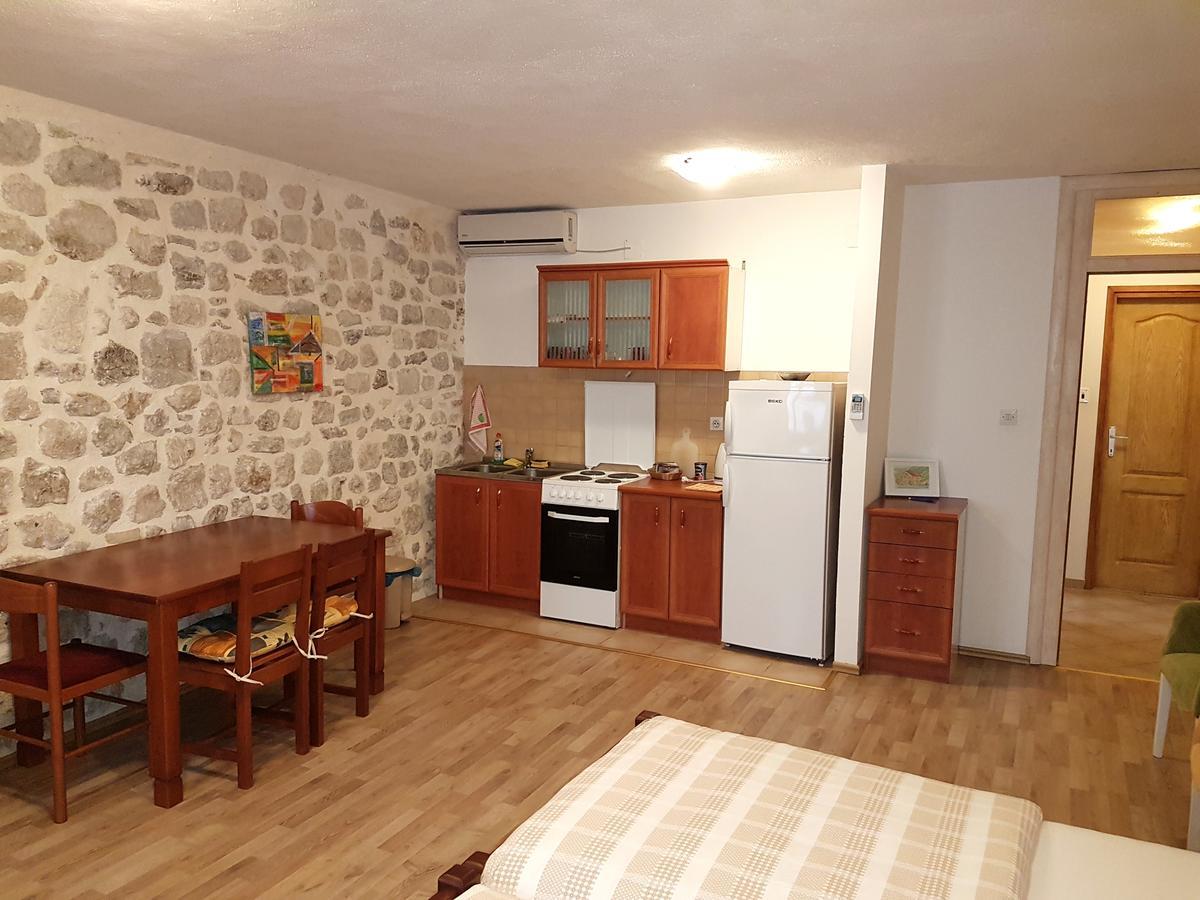 Apartments Historic Stone House Котор Экстерьер фото